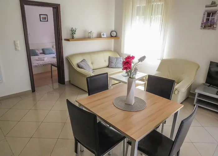 Eddie Διαμέρισμα