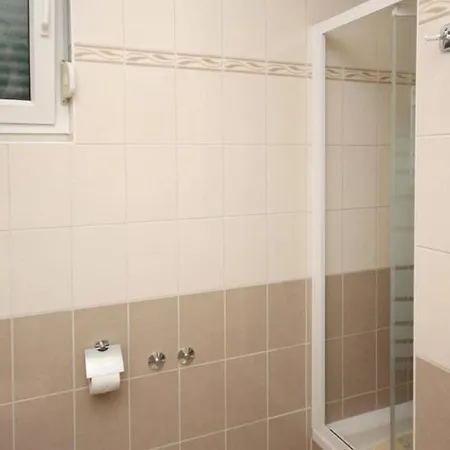 Eddie - Great Location & Comfor Apartment *