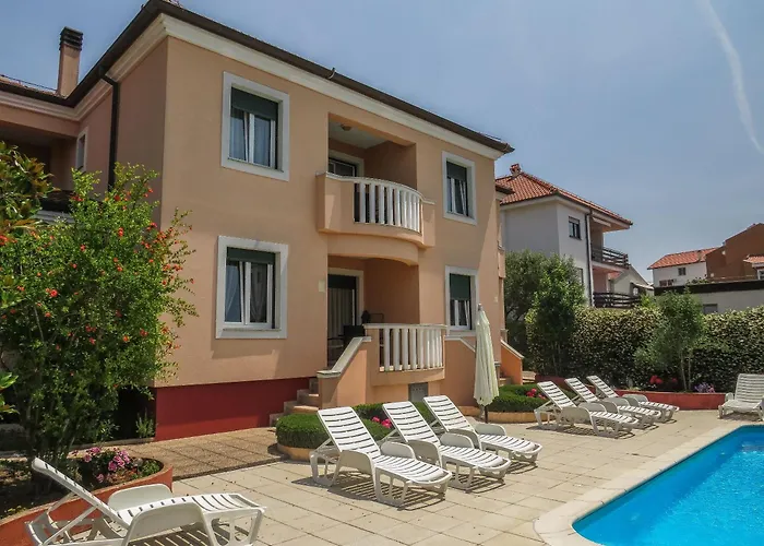 Eddie Apartament