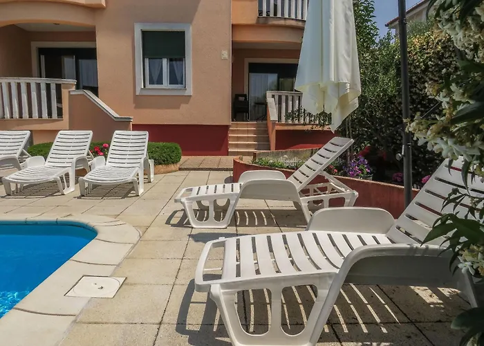 Apartament Eddie *